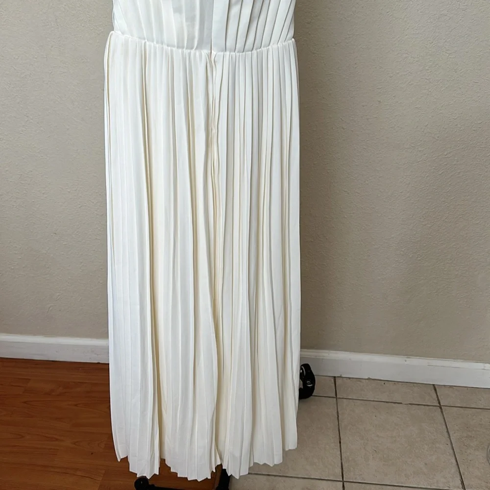 HOUSE OF CB size S D-DD‎ 'Amorata' Ivory Pleated Maxi Dress NWOT